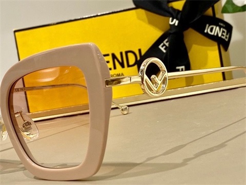 Fendi sunglass-297